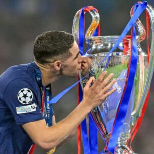 Futbalová hviezda čelí obvineniam zo sexuálneho útoku.