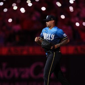 Správy z MLB: Jhoan Duran elektrizoval Citizens Bank Park pri svojom debute prot...
