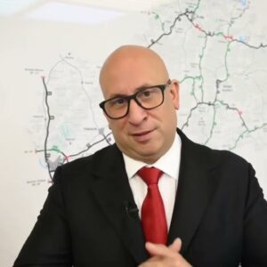 J. RÁŽ: ŠTÁT UŽ VLASTNÍ PRÍSTAVY V BRATISLAVE AJ V KOMÁRNE