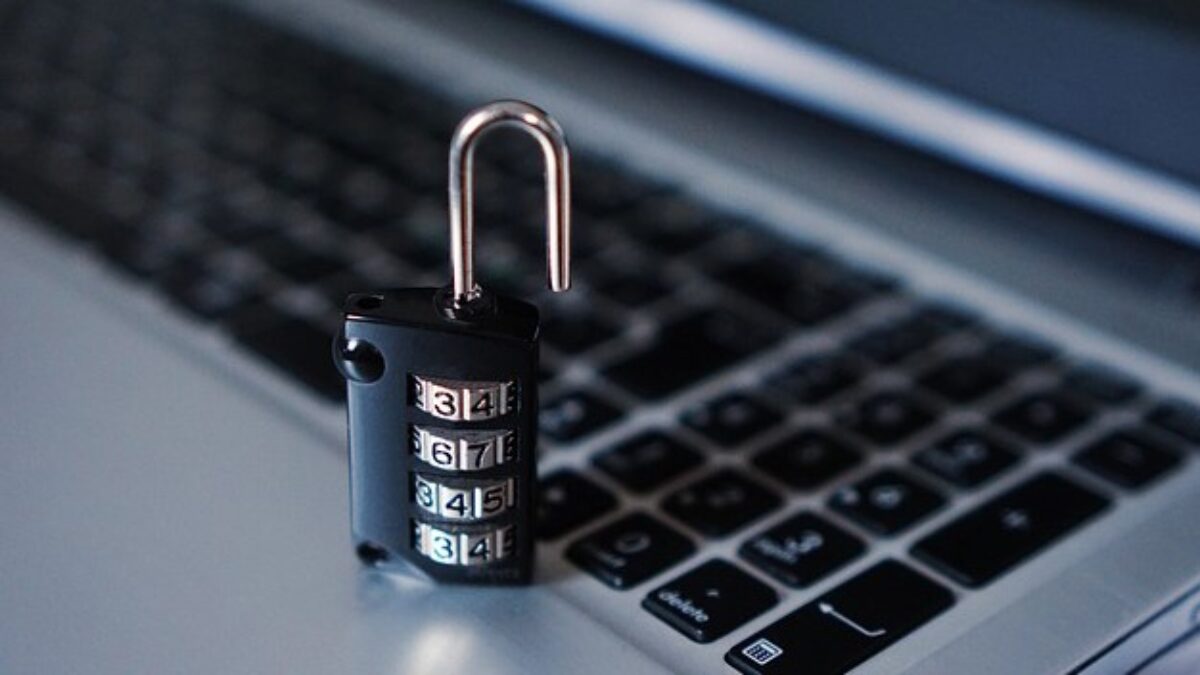 Hackeri útočia na Mailchimp a kradnú dáta: Komunita sa smeje