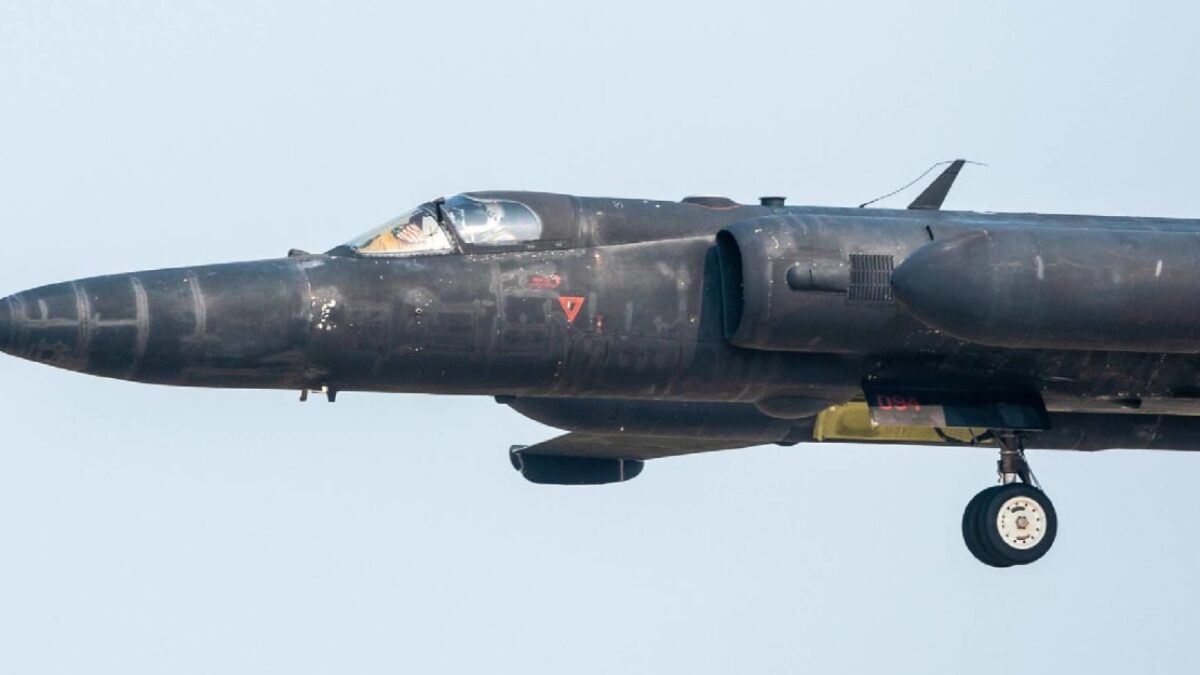 Najnáročnejší stroj, aký bol kedy postavený. Legendárny americký letún oslavuje Najnáročnejší stroj, aký bol kedy postavený. Legendárny americký letún oslavuje 70. narodeniny