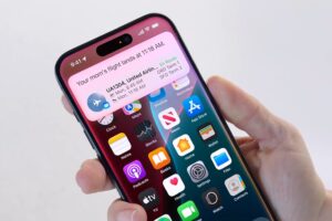 Používatelia zúria: Siri je nepoužiteľná, Apple sľubuje opravu do roku 2026