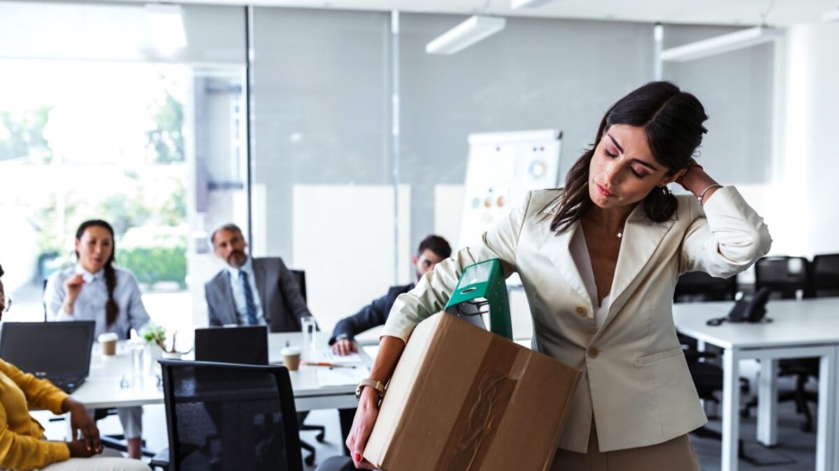 Štvrtina šéfov priznáva, že nariadenia návratu do kancelárie mali prinútiť zamestnancov k odchodu.