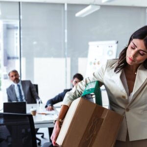 Štvrtina šéfov priznáva, že nariadenia návratu do kancelárie mali prinútiť zames...