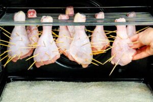 Naučil som všetkých kamarátov robiť lepšie kuracie stehná ako z KFC!