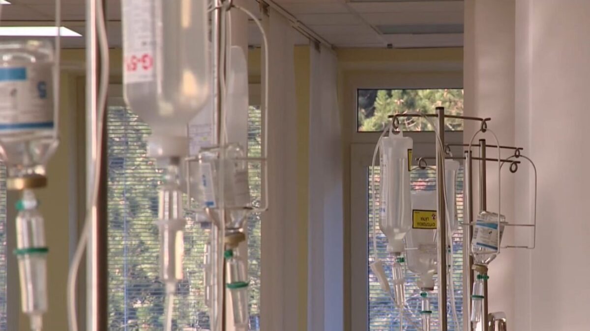 Onkologickí pacienti si budú musieť preplácať dôležitý roztok.