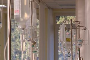 Onkologickí pacienti si budú musieť preplácať dôležitý roztok.