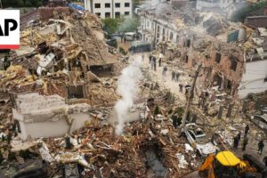 Rusko spustilo vlnu dronových a raketových útokov na Ukrajinu Rusko spustilo vlnu dronových a raketových útokov na Ukrajinu