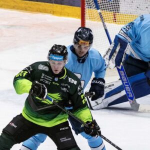 Slovan zrazil Žilinu, Trenčín poslal Poprad do hlbokej krízy.