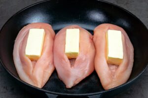 Jedna ingrediencia a kuracie prsia sa rozplývajú na jazyku ako maslo!