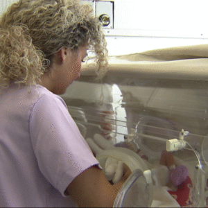 Syn pani Veroniky sa narodil predčasne, odkázaný bol na kofeín.