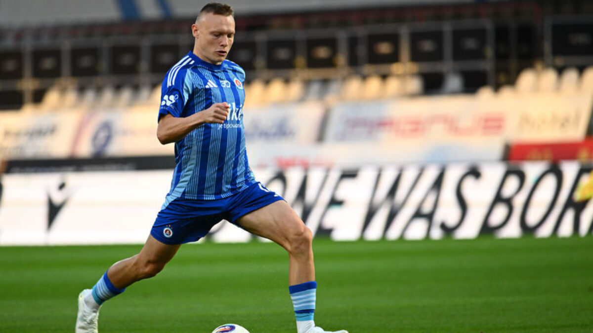 Slovan sa v Trenčíne natrápil, Marcelli ho zachránil. DAC stratil body v derby.