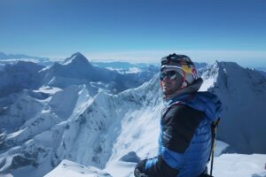 VIDEO: Tanec nad nekonečnou priepasťou. Ako sa lyžuje z Everestu