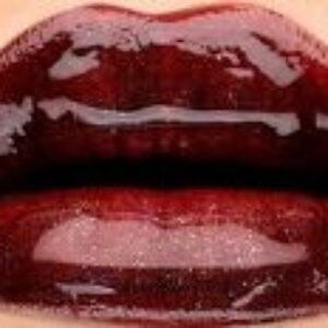 4 tipy, ako bojovať s popraskanými perami