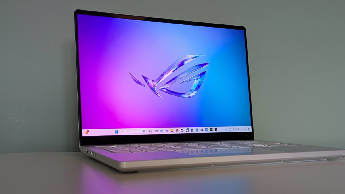 <p><strong>Asus ROG Zephyrus G14 (2025): Prekvapivo výkonný, ale horúci</strong></p>