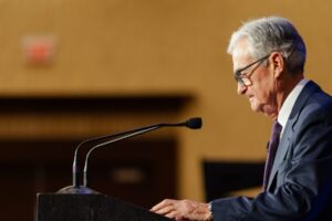 Predstavitelia Fedu a dáta naďalej naznačujú, že Wall Street sa nedočká pokračuj...