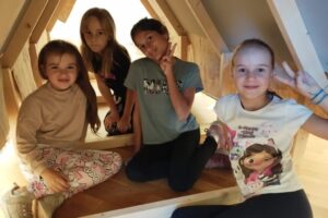 Za plachtou – školské dielne v Kaštieli Modra BSK: Za plachtou – školské dielne v Kaštieli Modra