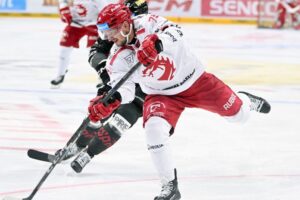 Hudáček rozhodol o výhre Třinca famóznym gólom, Cehlárik žiaril vo Švédsku