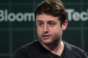 33-ročný miliardár, generálny riaditeľ spoločnosti Figma, tvrdí, že svojmu tímu ...