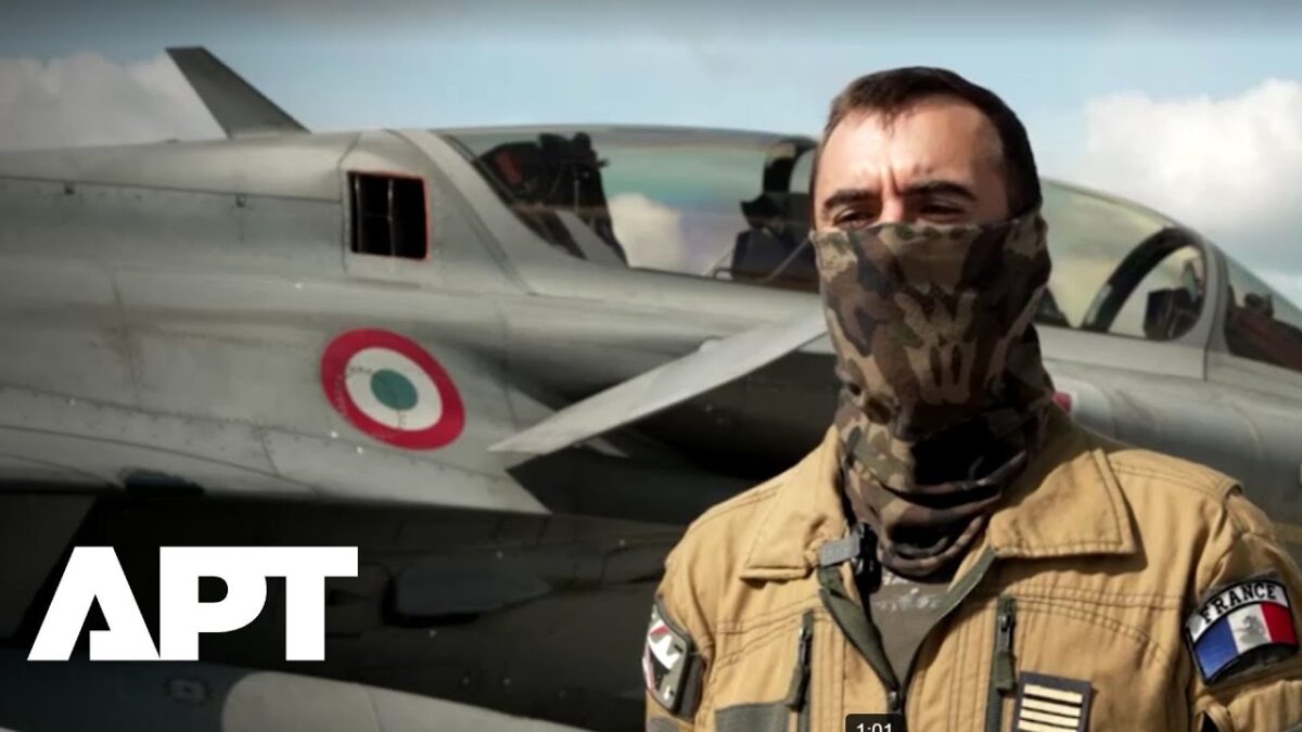 Francúzske stíhačky Rafale hliadkujú v poľskom vzdušnom priestore v rámci misie NATO.