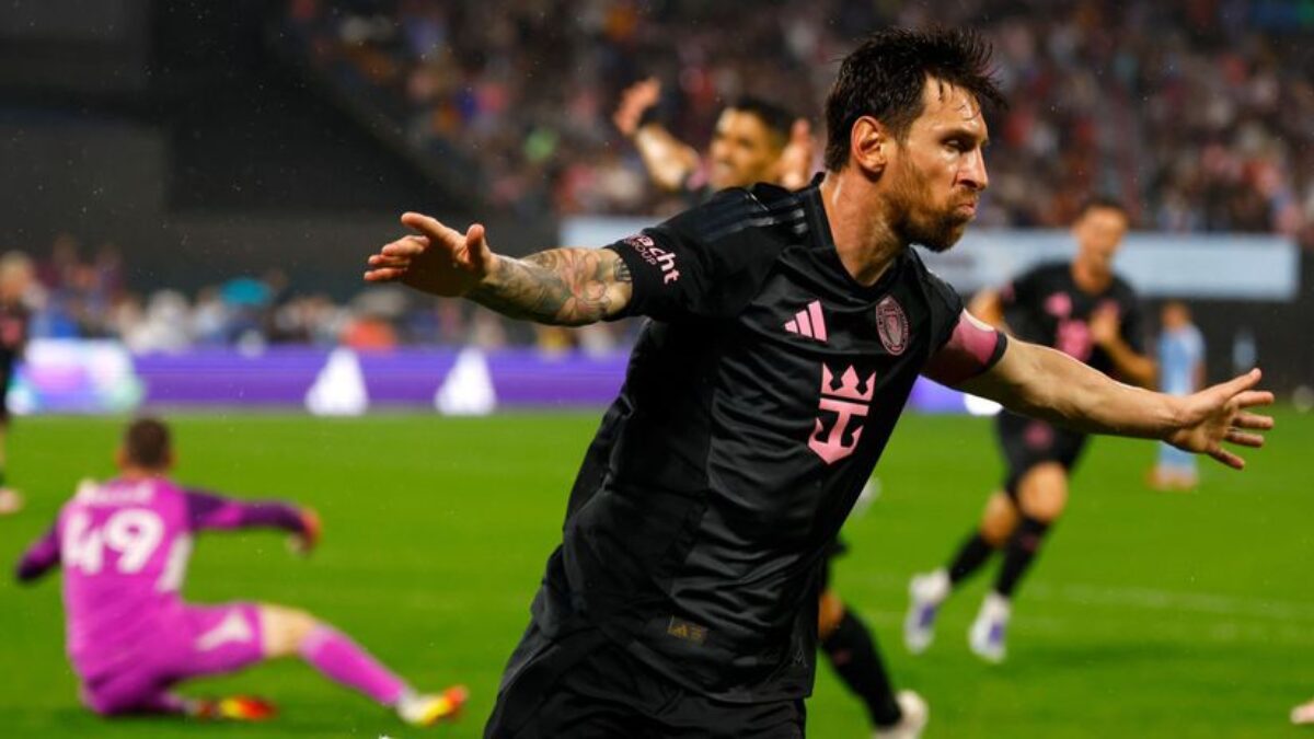 Messi je nezastaviteľný. Miami vďaka nemu v play off, a prepísal aj históriu ligy.