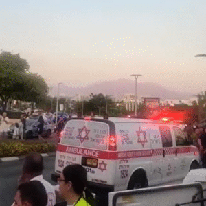 Dron z Jemenu zasiahol izraelské mesto Ejlat: Hlásia zranených.