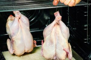 Celé kura nepečte, kým neuvidíte tento trik. Budete ohromení!