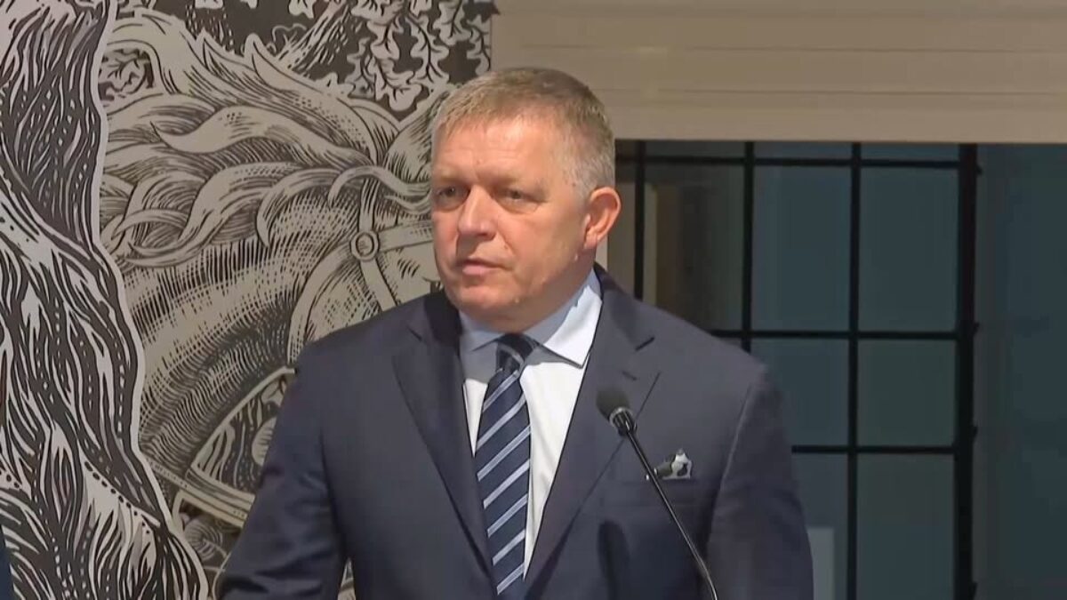 Robert Fico: ZVRÁTENÉ!
