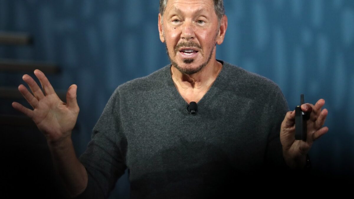 Oracle spúšťa unikátny experiment nástupníctva: Spoločnosť v hodnote 870 miliárd dolárov riadená 4 lídrami.