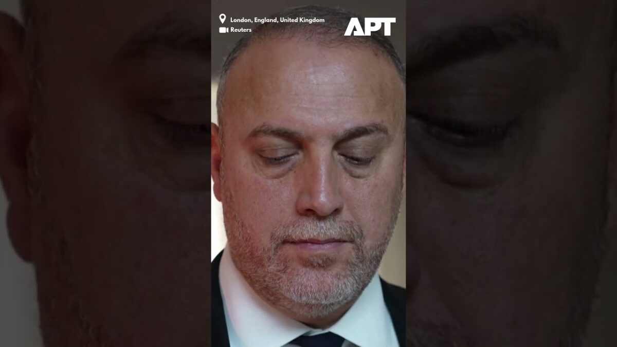 Veľvyslanec Palestíny v Spojenom kráľovstve oslavuje oficiálne uznanie Palestínskeho štátu Britániou.