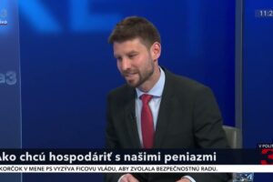 Kamenický konsoliduje podľa tabuľky, ktorú „našiel na internete“ …