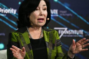 Noví riaditelia spoločnosti Oracle dostávajú opcie na akcie v hodnote 350 milión...