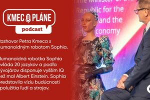 KMEC O PLÁNE: Rozhovor s humanoidkou Sophiou na SLOVAKIATECH