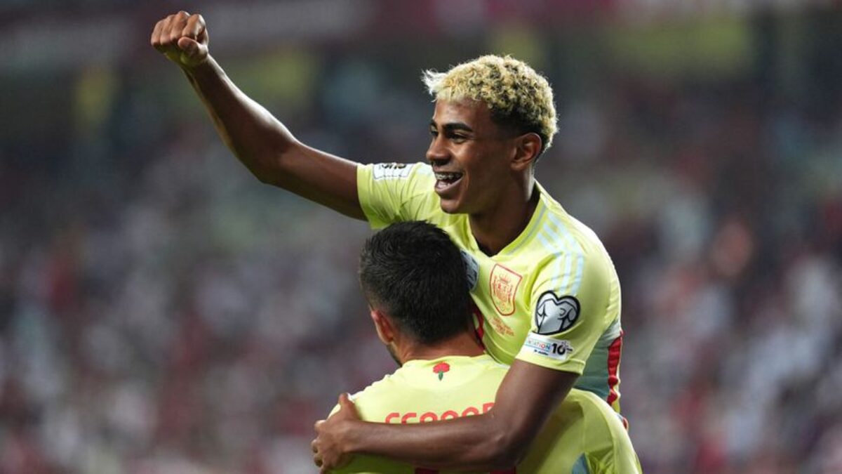 Zlatá lopta: Víťaz Ligy majstrov, 18-ročný zázrak z Barcelony alebo ostrovan?