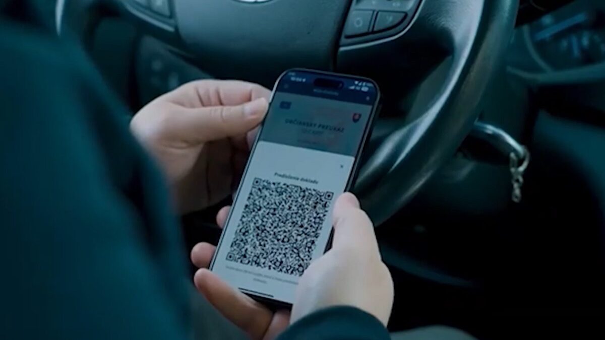 Edoklady v mobile sa dajú zneužiť, upozorňuje združenie Slovensko.Digital.