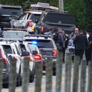 Traja policajti zabití a dvaja zranení pri streľbe v Pensylvánii