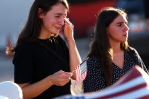 Očakáva sa, že spomienka na Charlieho Kirka zaplní futbalový štadión v Arizone, ...