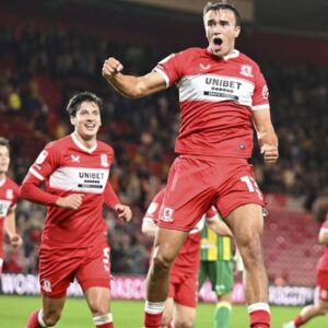 Strelec o prvom góle na ostrovoch a polčasovom striedaní s nadhľadom