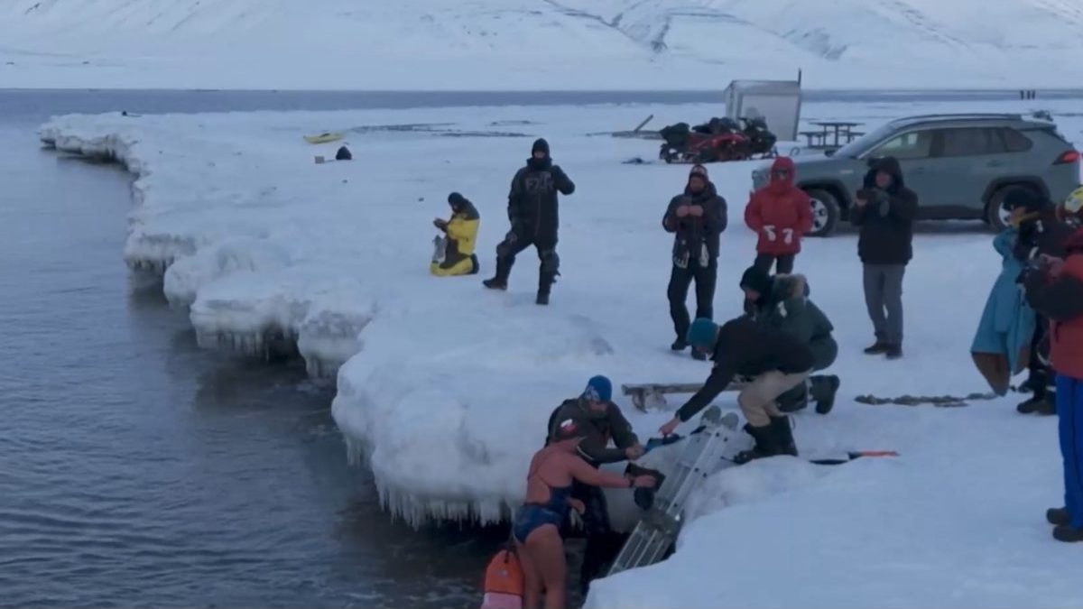 Z publicistky Sone Rebrovej sa stala rekordérka v zimnom plávaní.