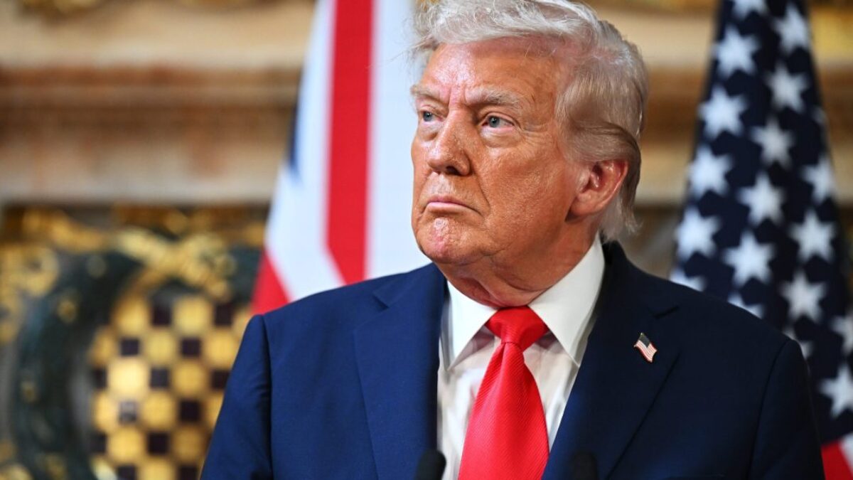 Trump už uplatňuje svoju právomoc „zlatej akcie“ v U.S. Steel, prebíja plány spoločnosti.