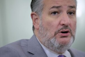 Ted Cruz odsudzuje „mafiánsky“ spôsob šéfa FCC, ako odstaviť Kimmela...
