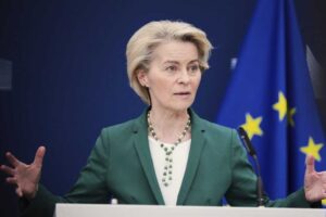 EK predložila členským štátom 19. balík sankcií proti Rusku.