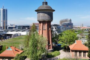 Kotěrova vodáreň: Ako si Vršovice postavili vežu a s Vinohradmi vzdorovali stare...