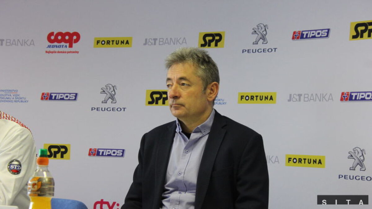 * Koniec po 35 rokoch v tenisovom zväze: Lúči sa významný funkcionár
* Po 35 rokoch končí: Významný funkcionár opúšťa tenisový zväz
* Tenisový zväz stráca významnú osobnosť: Funkcionár končí po 35 rokoch