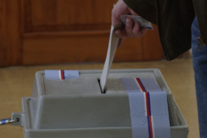 Voľby v ČR: Či sú strany koalície alebo nie, rozlúskne Ústavný súd ako názov.