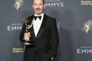 Jimmy Kimmel dočasne suspendovaný spoločnosťou ABC po vzbure pobočiek kvôli kome...