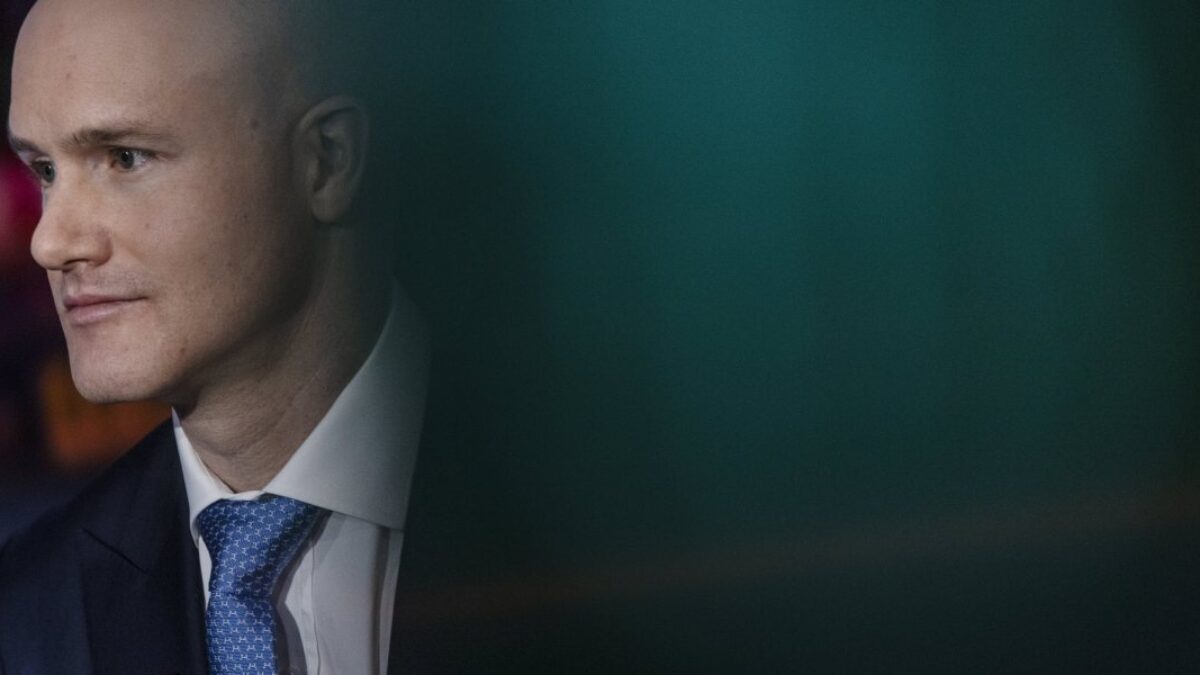 Podozrivá z hackerského útoku na Coinbase mala v telefóne údaje o viac ako 10 000 zákazníkoch, tvrdí súdny dokument.