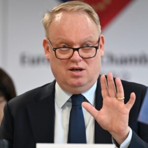 Európske firmy stále nemajú ľahký prístup k čínskym prvkom vzácnych zemín, tvrdí...