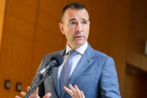 Drucker podal podnet na GP v prípade viacerých súkromných škôl.