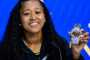 GettyImages-2232704138-e1757965533220.jpg Wang Ning z Pop Martu, kedysi bohatší ako Peter Thiel, vidí, ako s ošiaľom okolo...